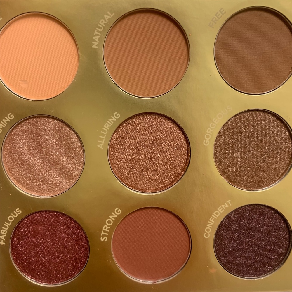 Pur Be your selfie pallet